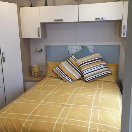 Jasmine 14 - A Peaceful & Spacious Caravan-3